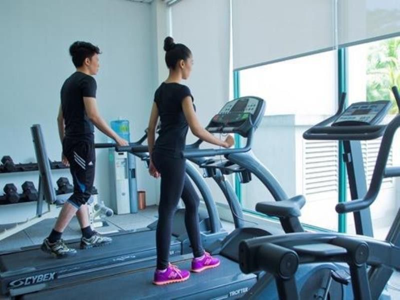فندق رويال تشولان سيرمبان سِريمبان المظهر الخارجي الصورة A treadmill