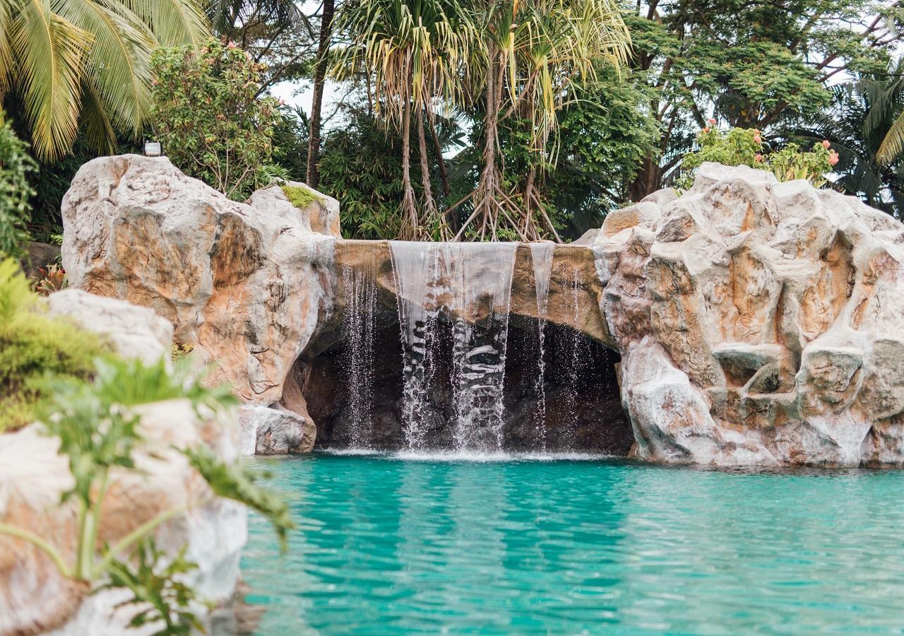 فندق رويال تشولان سيرمبان سِريمبان المظهر الخارجي الصورة The swimming pool at the resort